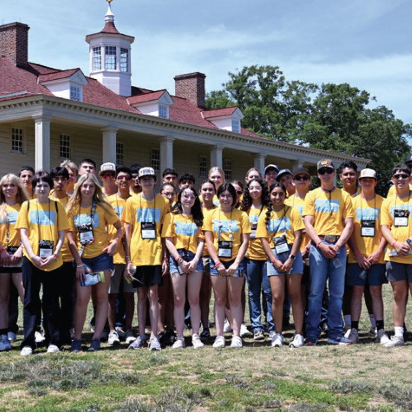 2024 Youth Tour posing for a photo at Mount Vernon. 